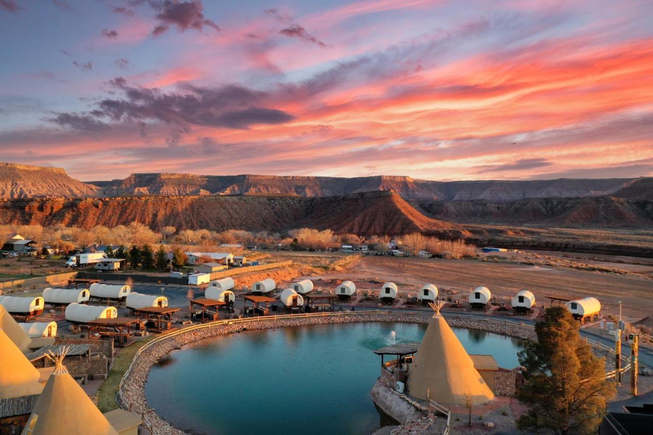 Zion White Bison Glamping & Rv Resort Virgin Esterno foto