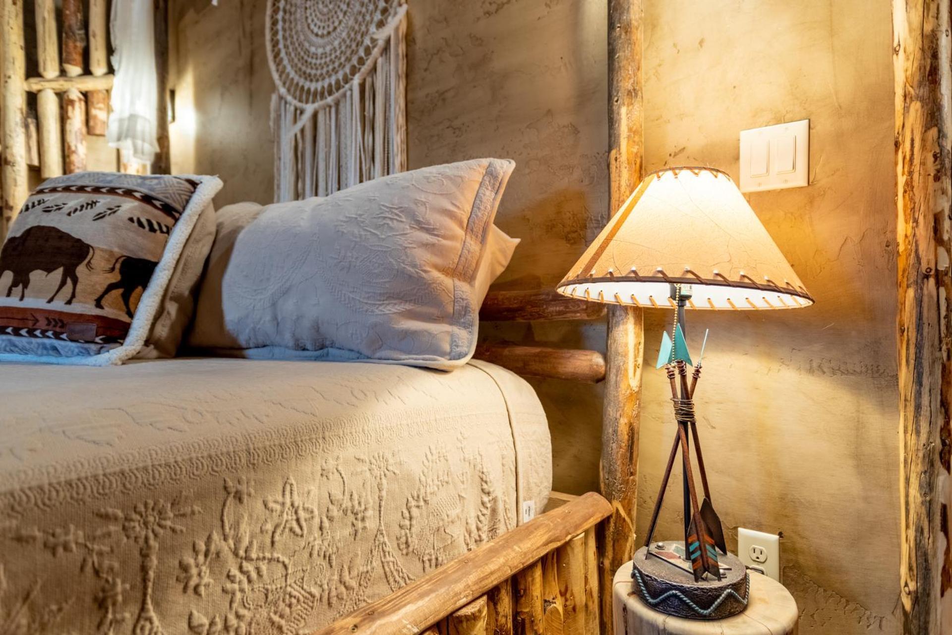 Zion White Bison Glamping & Rv Resort Virgin Esterno foto