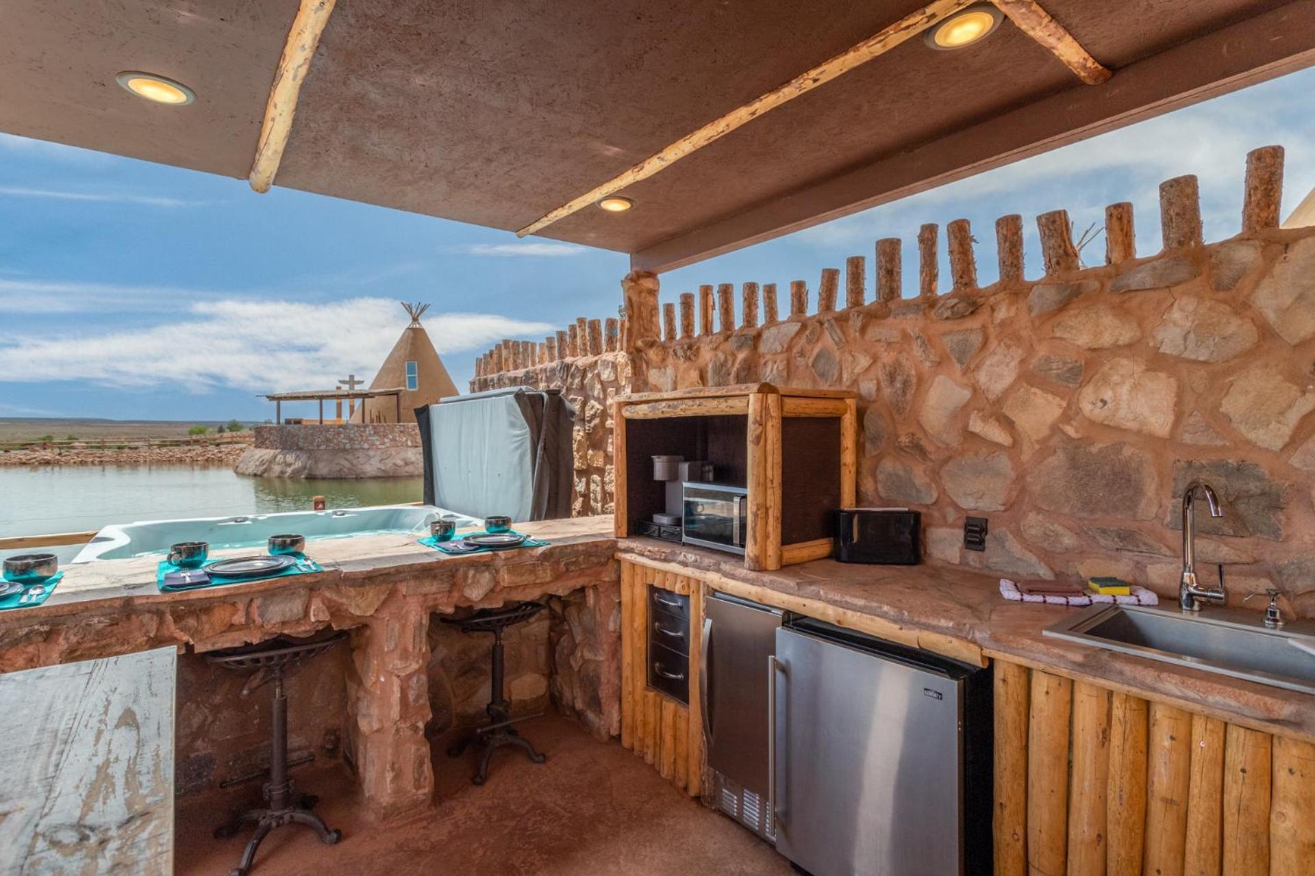 Zion White Bison Glamping & Rv Resort Virgin Esterno foto