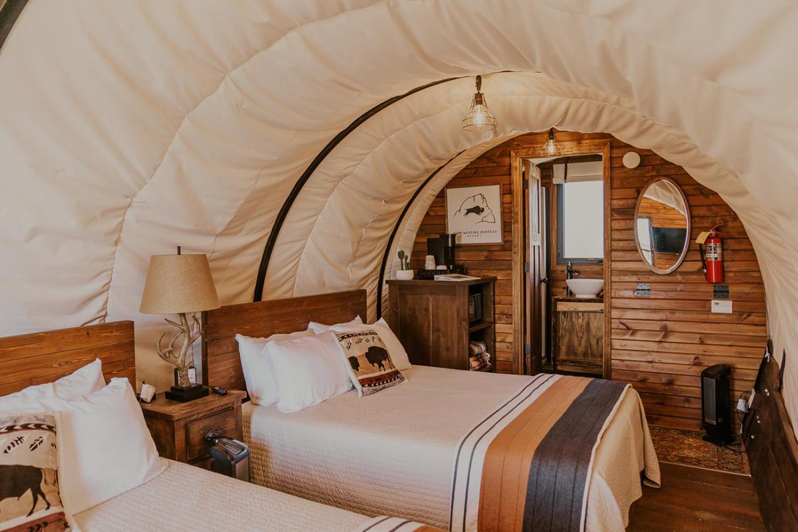 Zion White Bison Glamping & Rv Resort Virgin Esterno foto