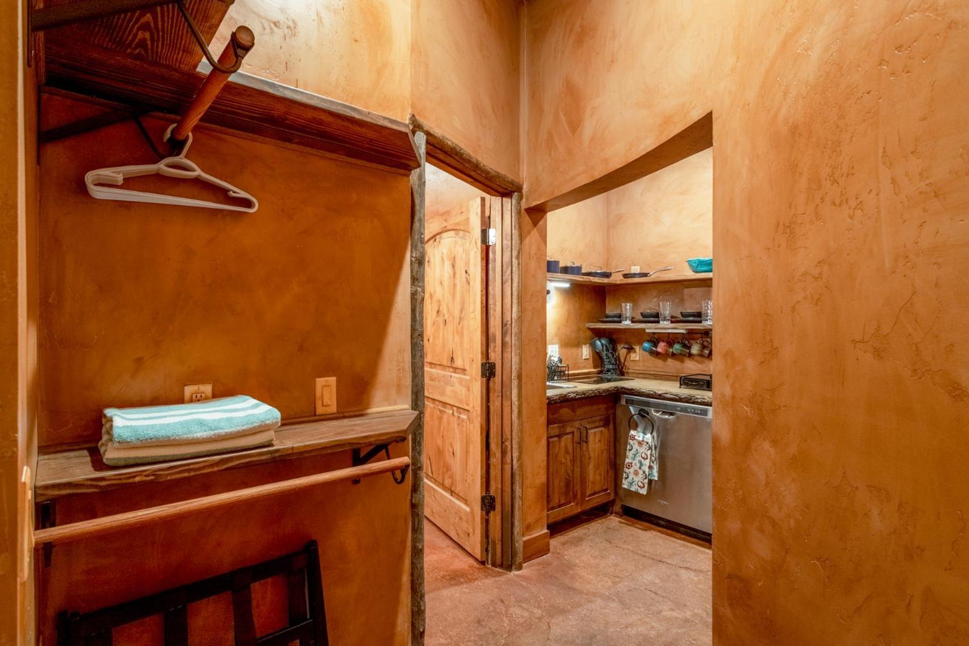 Zion White Bison Glamping & Rv Resort Virgin Esterno foto