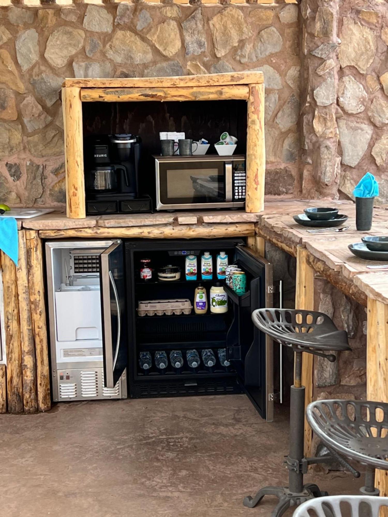 Zion White Bison Glamping & Rv Resort Virgin Esterno foto
